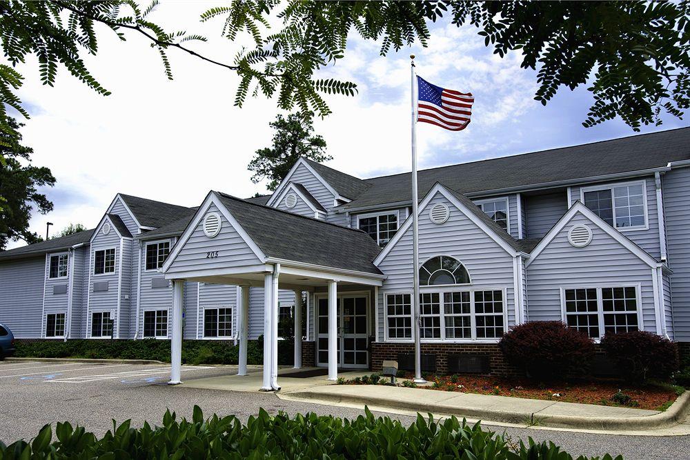 Microtel Inn & Suites By Wyndham Southern Pines Pinehurst Dış mekan fotoğraf
