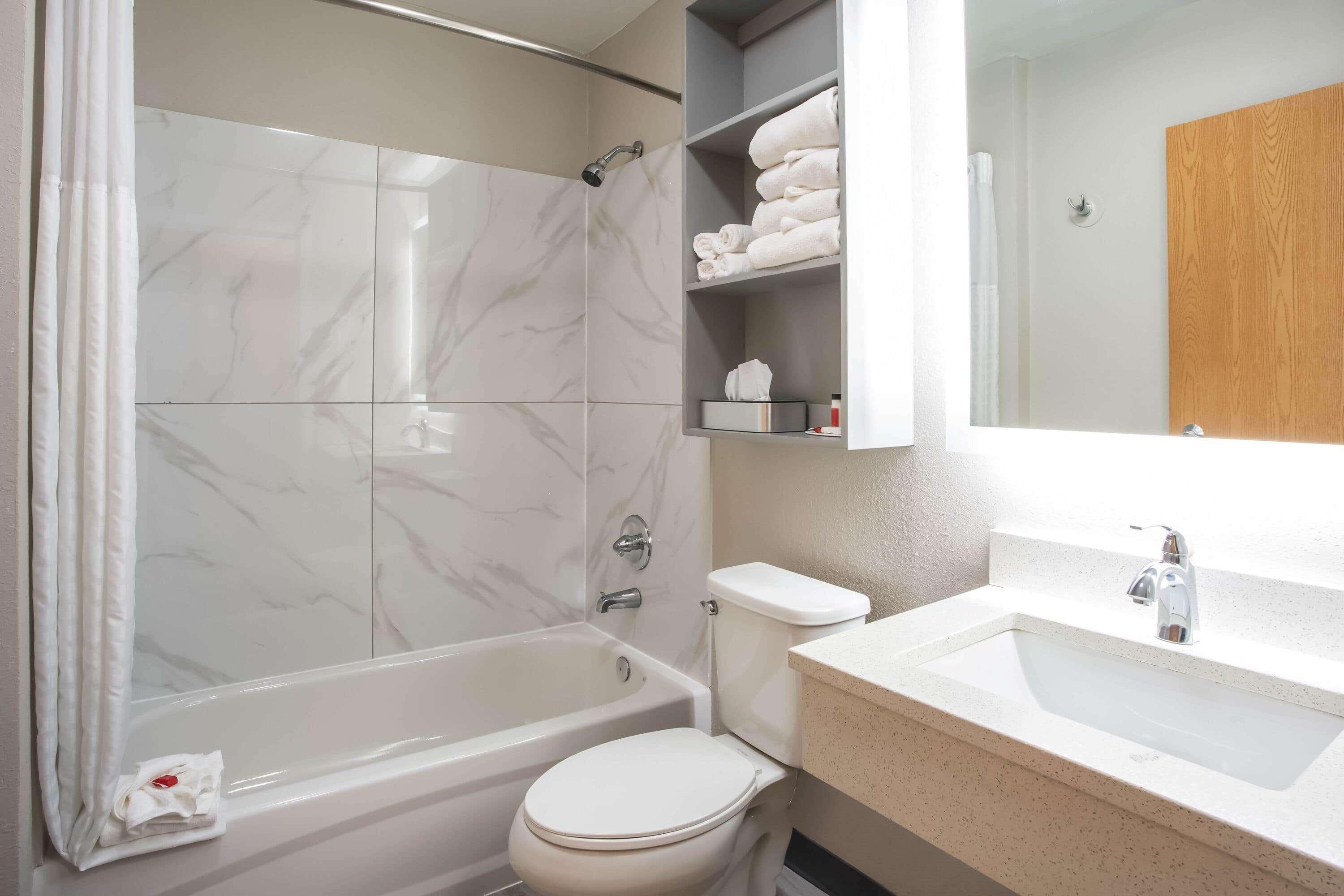 Microtel Inn & Suites By Wyndham Southern Pines Pinehurst Dış mekan fotoğraf